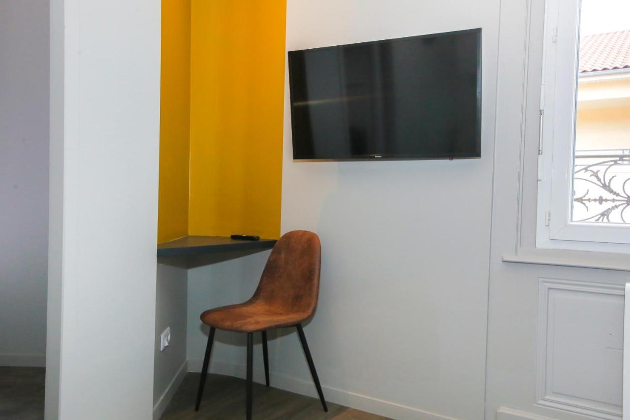 Apartamento Le Vintage, T2 Hypercentre Chic Et Cosy, Wifi Par Sovalfi Saint-Etienne  Exterior foto